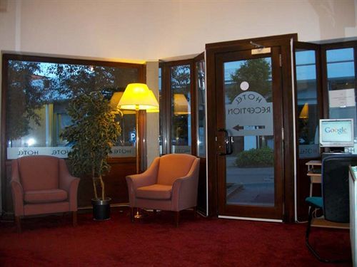 Hotel Evergreen Woluwe-Saint-Lambert ภายนอก รูปภาพ